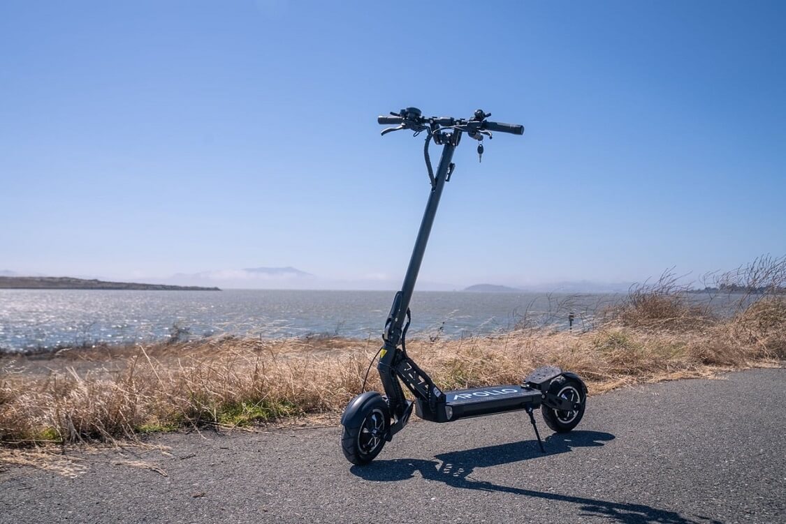 Apollo Ghost — Lightweight foldable mobility scooter
