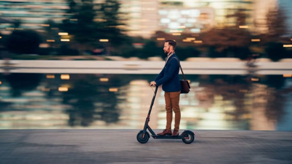 Top 10 Electric Scooter Safety Tips September 2023
