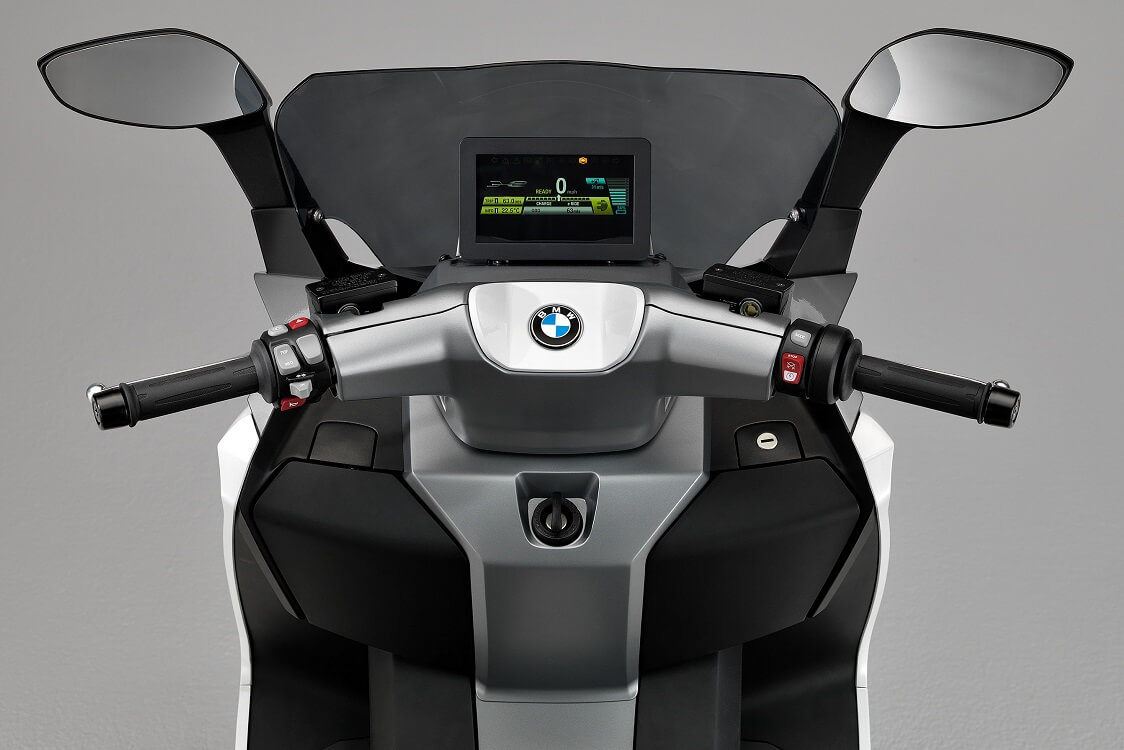 BMW C Evolution's Display — A modern and informative display that provides essential information and enhances the overall riding experience