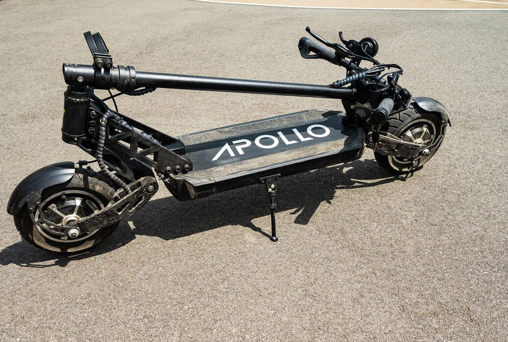 Apollo Ghost Scooter — Design & Build Quality