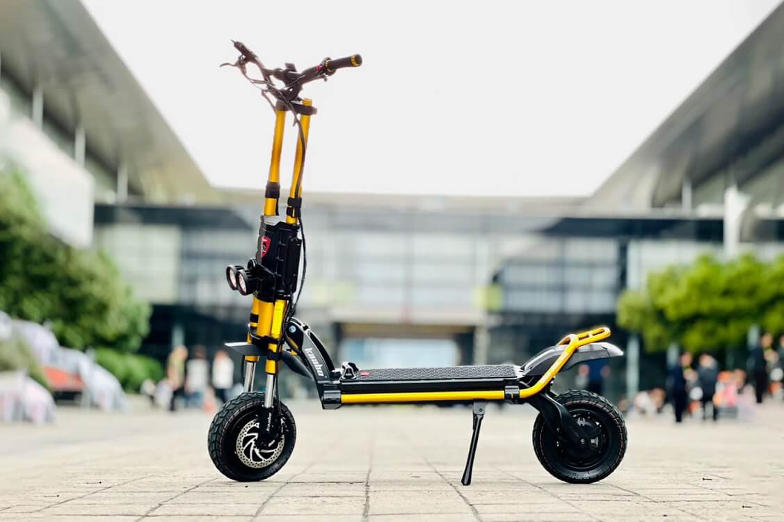 Kaabo Wolf Warrior — Electric scooter lightweight
