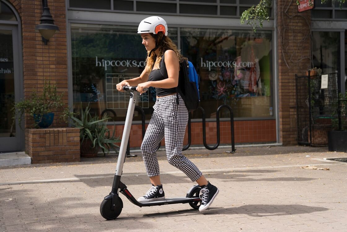 Segway Ninebot ES4 electric scooter — Performance & Range