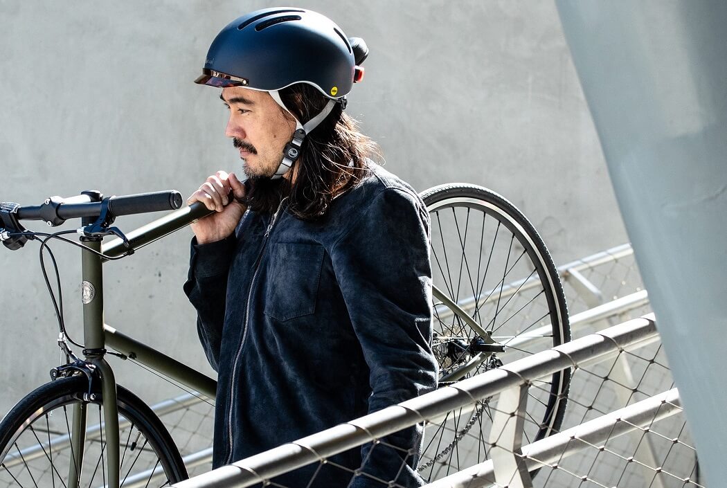 The Giro Sutton MIPS Helmet — Scooter helmets