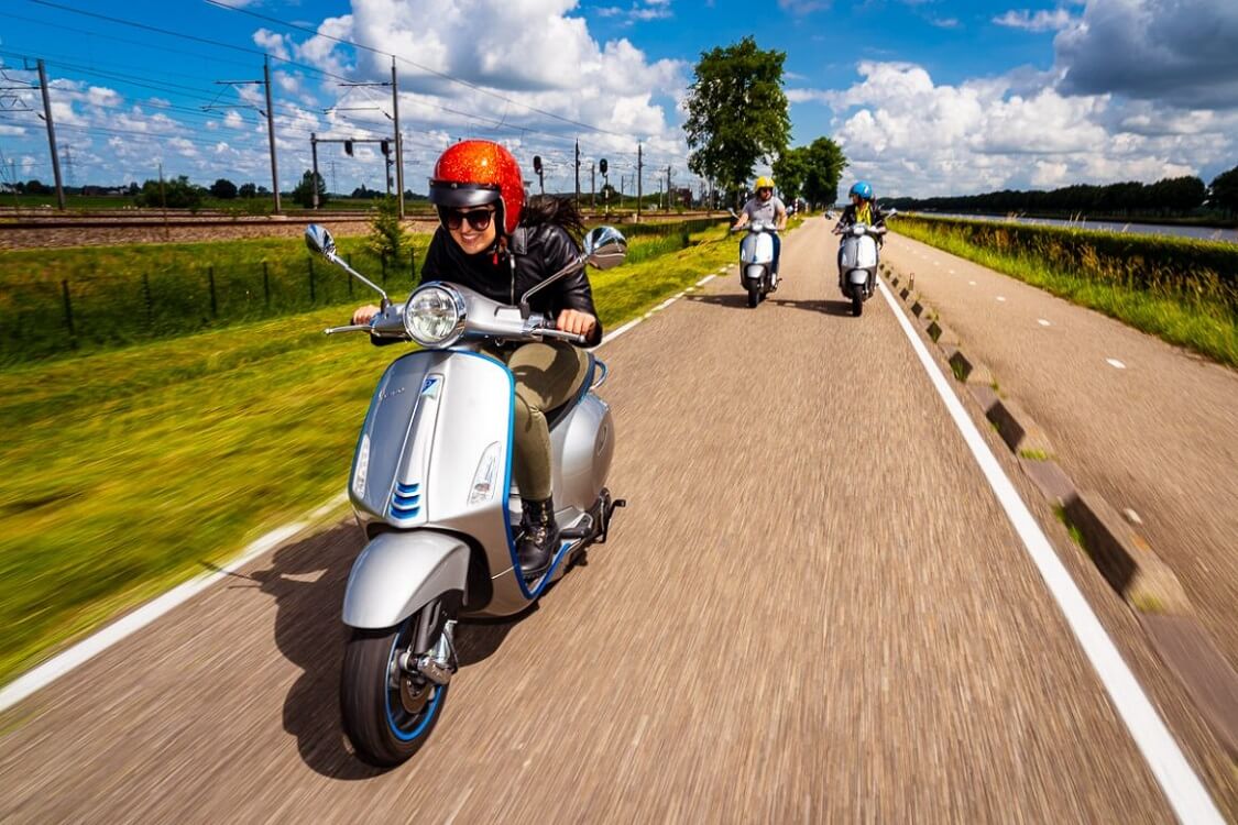 Vespa Elettrica Design & Features — It retains the classic Vespa aesthetic that has captivated riders for decades