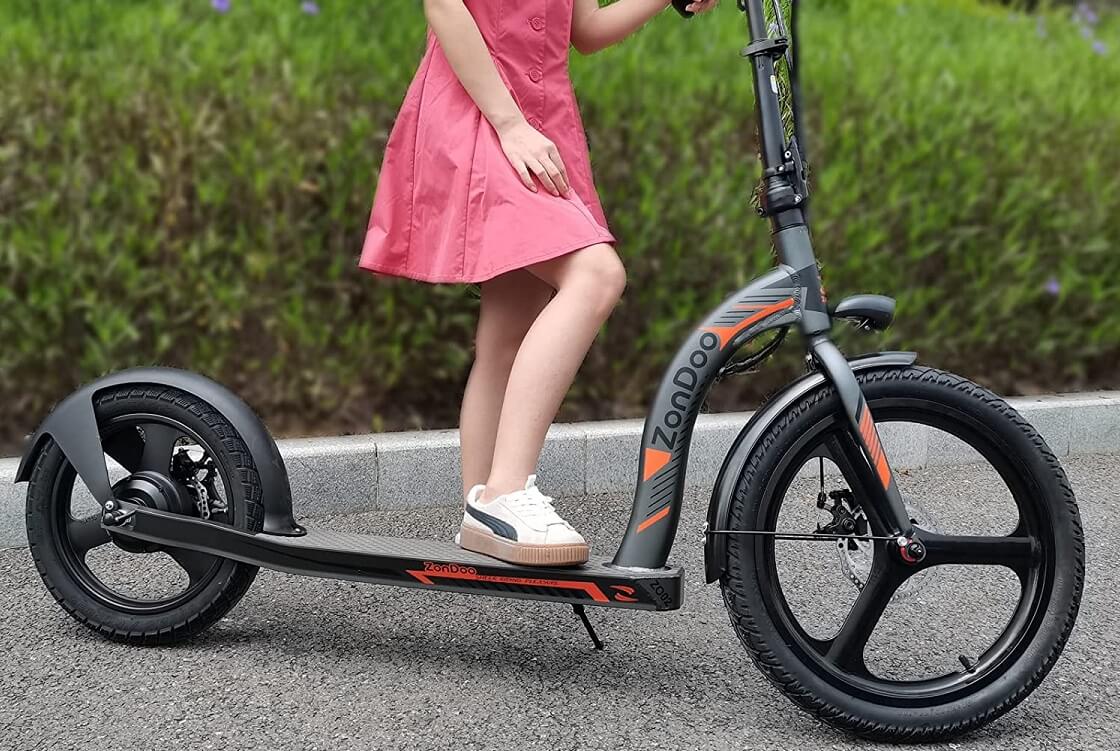 ZoomBlast Z200 — Whats the best electric scooter for kids