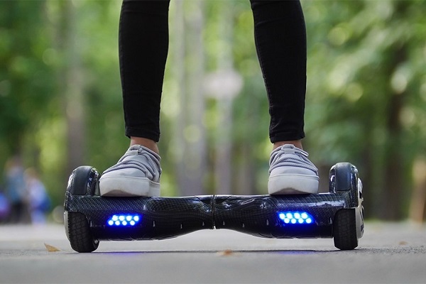 How long does hoverboard battery last — helpful information